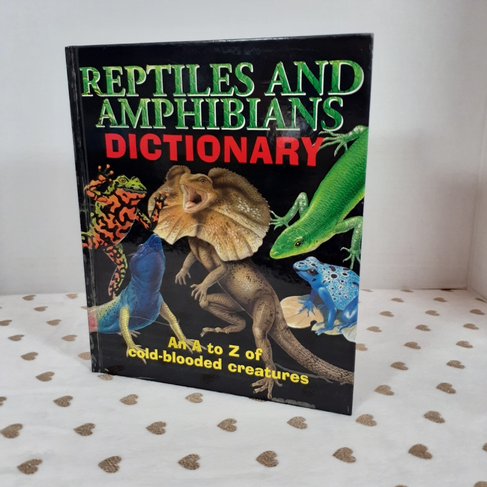 📚🎨 3/$15 Reptiles And Amphibians Dictionary Book